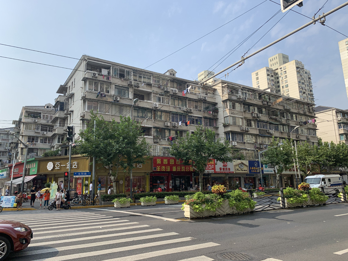 者开始动摇：有人放弃假离婚有人庆幸没接学区房pg电子游戏网站楼市调控1个月66次